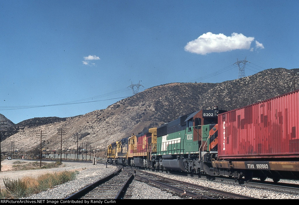 ATSF with EMD Leasor